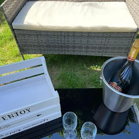 Suite D'Amour Et Detente Jacuzzi, Sauna Et Massage Chartrettes Exterior photo